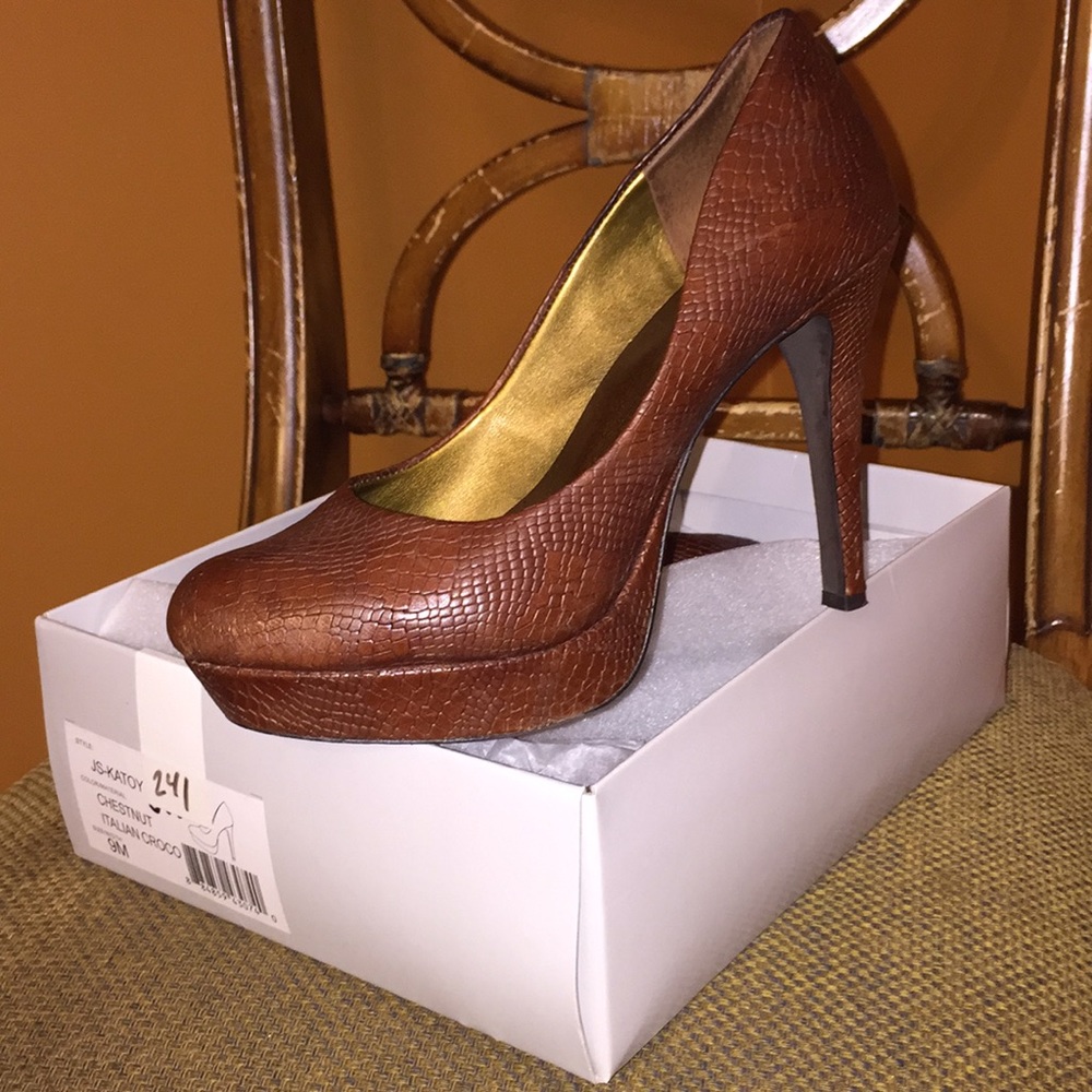 Jessica Simpson Katoy Pump